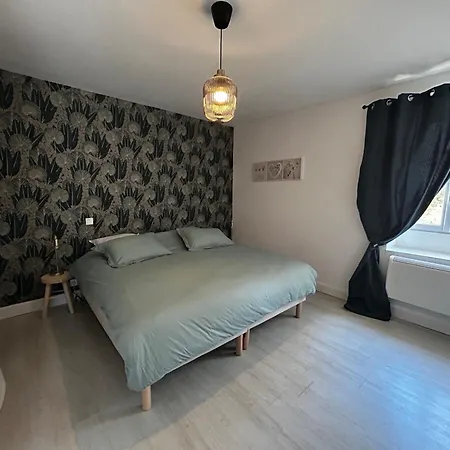 Holiday home D'exception A Avec Piscine Couverte - Fr-1-541-167 Lesigny (Vienne)
