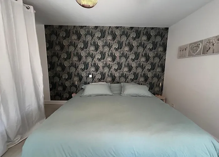 D'exception A Avec Piscine Couverte - Fr-1-541-167 Nyaraló