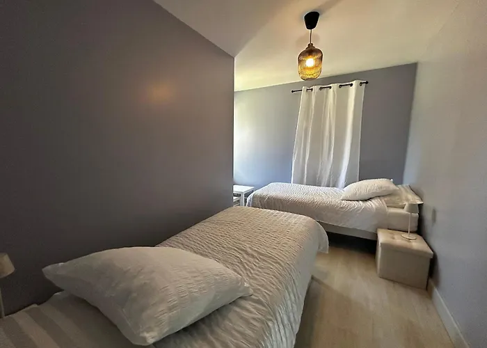 Nyaraló D'exception A Avec Piscine Couverte - Fr-1-541-167 Lésigny